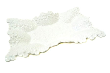 Блюдо (50465) белое с цветами (2 сорт)    1/24шт.